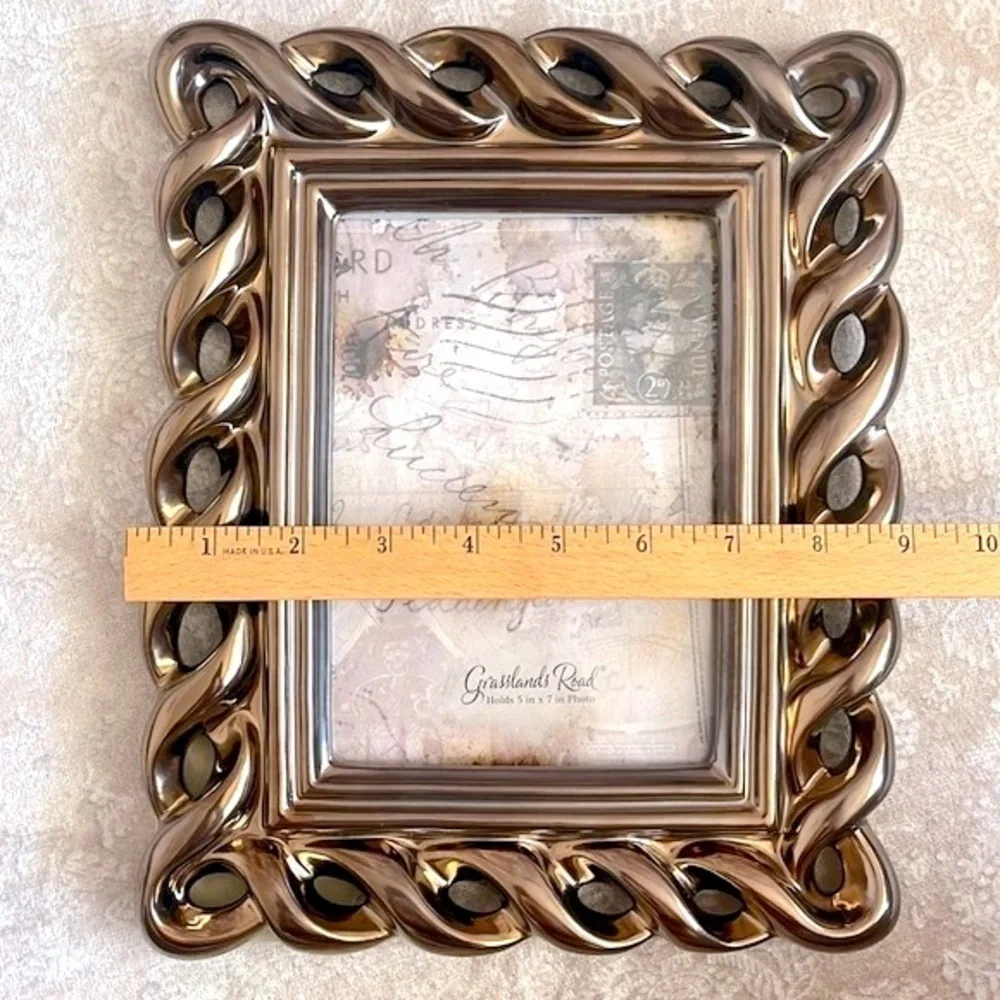 Brand New Grasslands Road Metallic Pewter Ceramic Picture Frame for 5